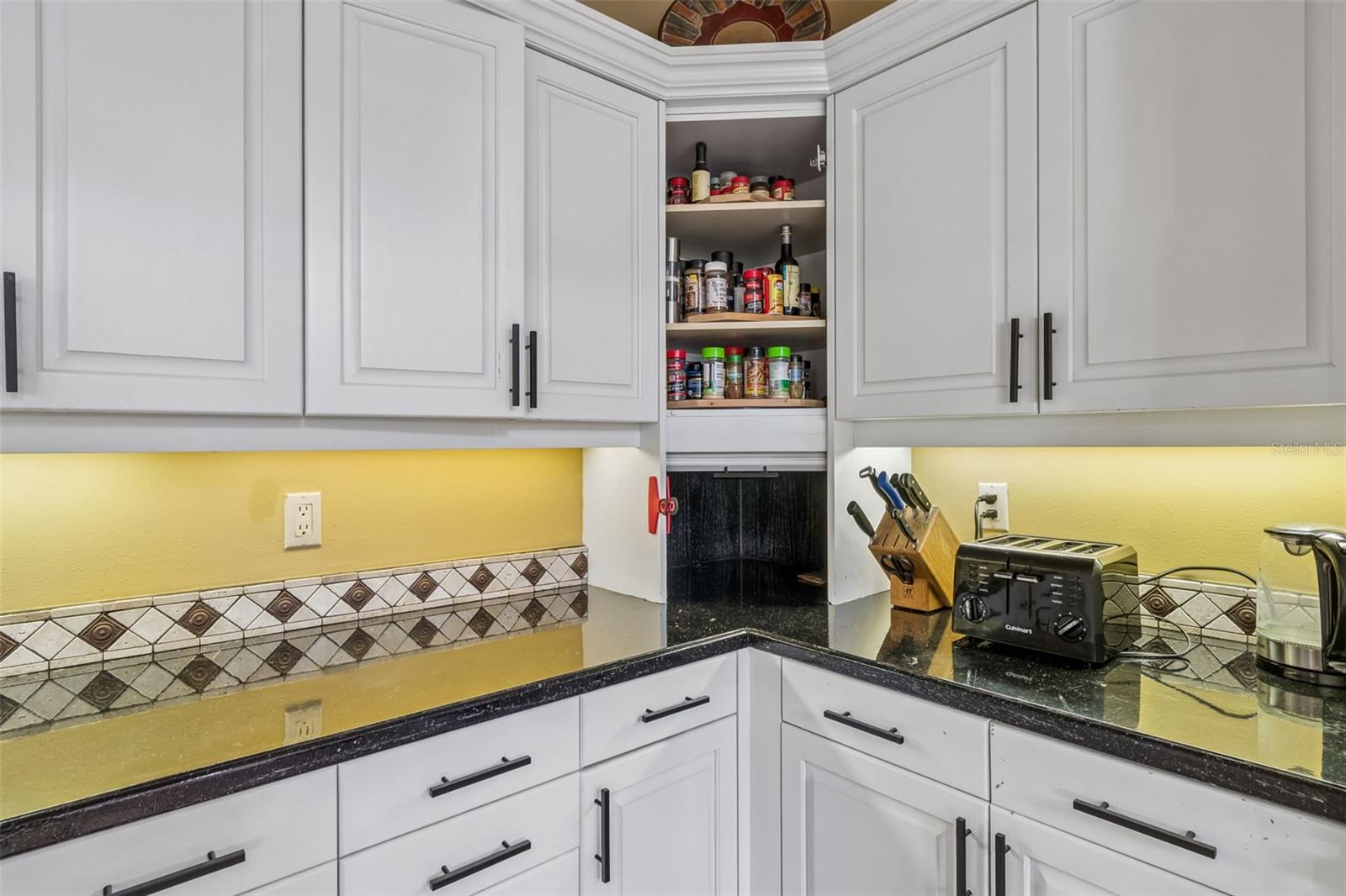 Image 4 of 100 For 3040 Turtle Brooke