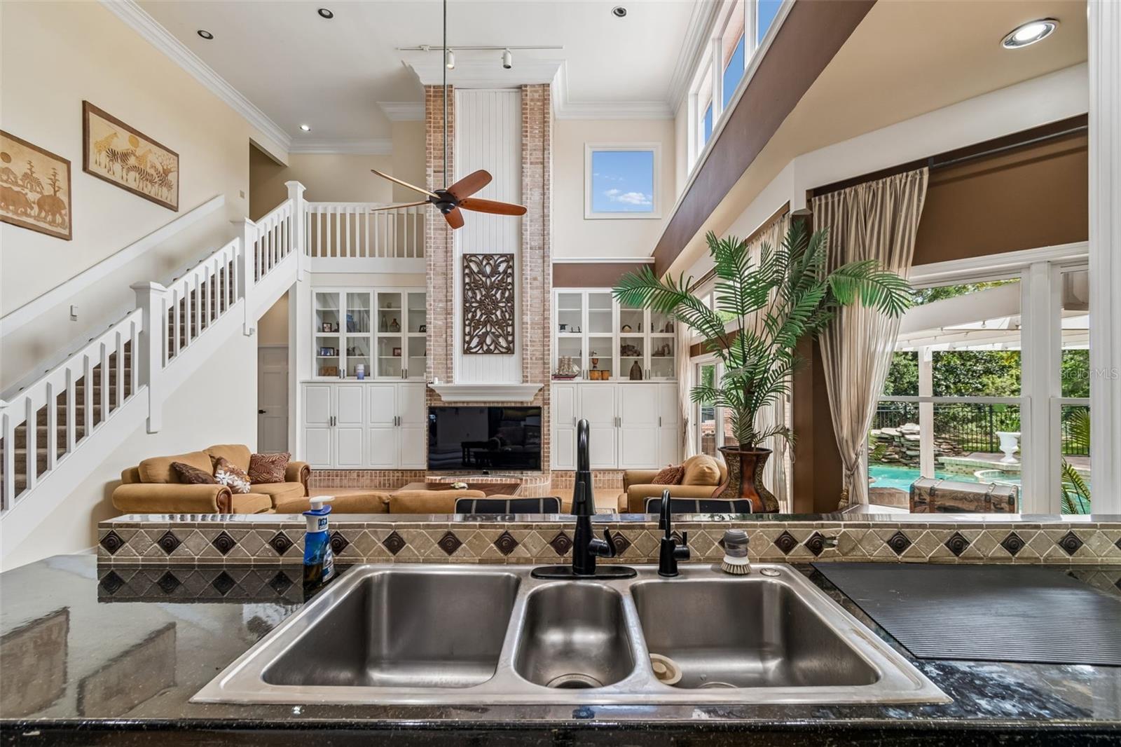 Image 5 of 100 For 3040 Turtle Brooke