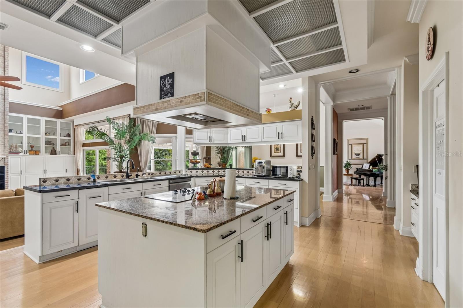 Image 6 of 100 For 3040 Turtle Brooke