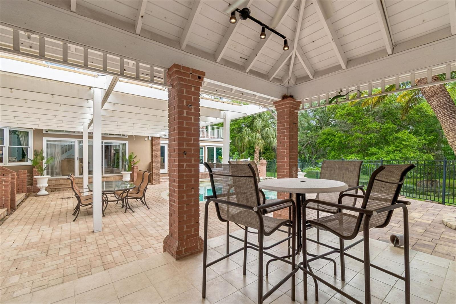 Image 74 of 100 For 3040 Turtle Brooke