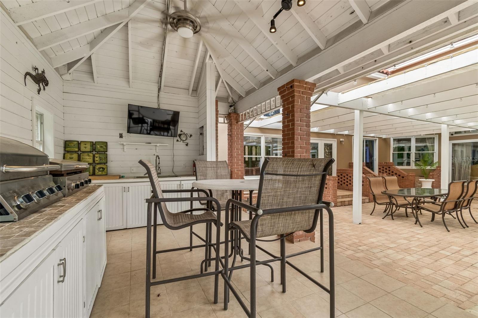 Image 76 of 100 For 3040 Turtle Brooke