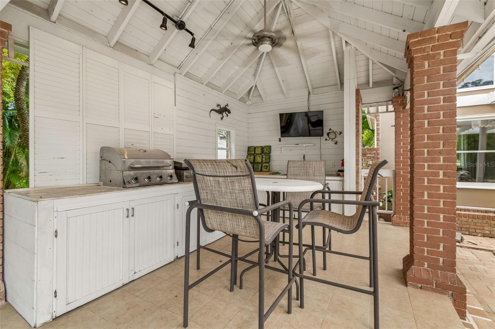 Image 77 of 100 For 3040 Turtle Brooke