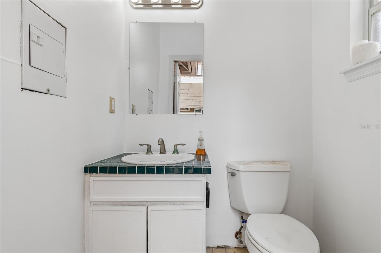 Image 78 of 100 For 3040 Turtle Brooke