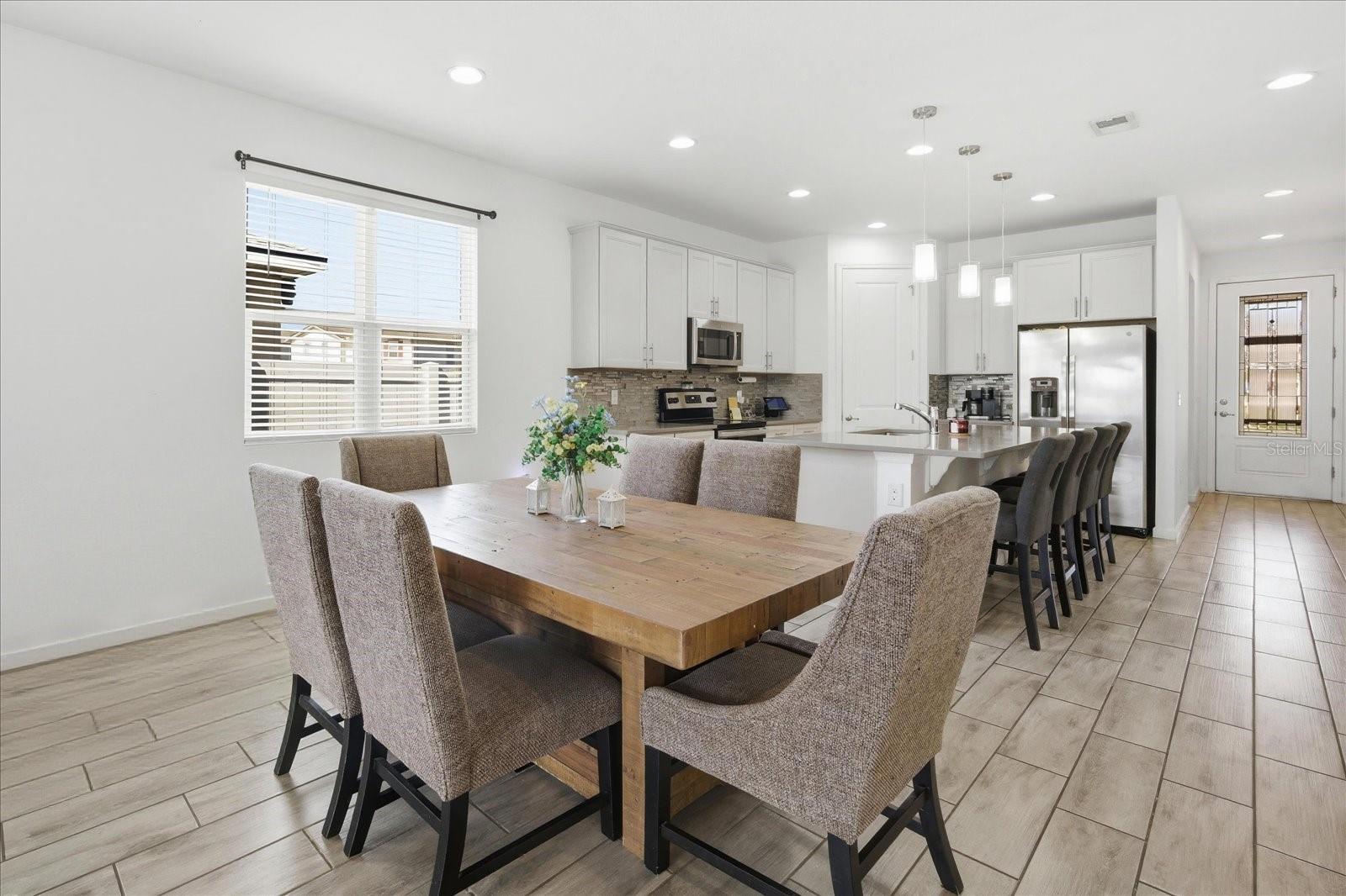 Image 15 of 29 For 120 Summershore Drive