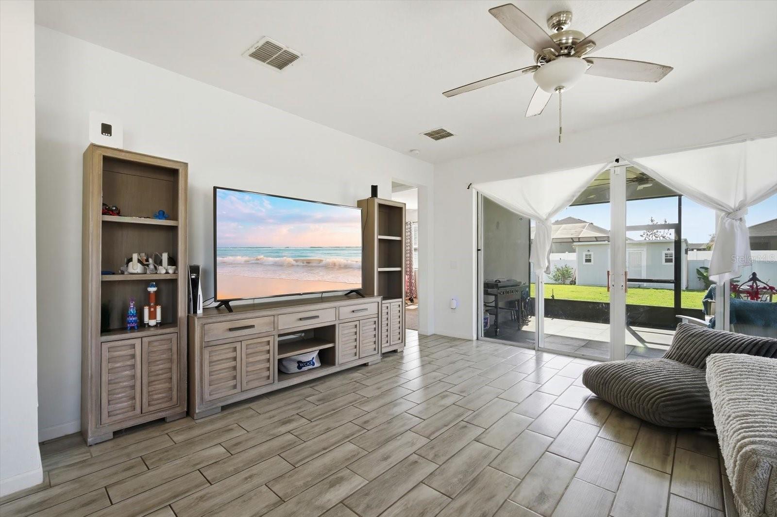 Image 8 of 29 For 120 Summershore Drive