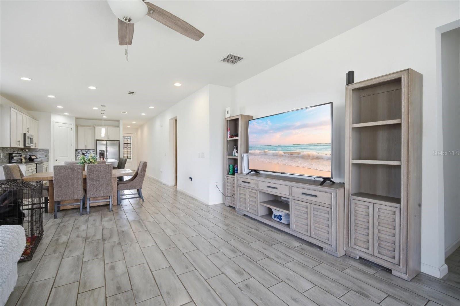 Image 9 of 29 For 120 Summershore Drive