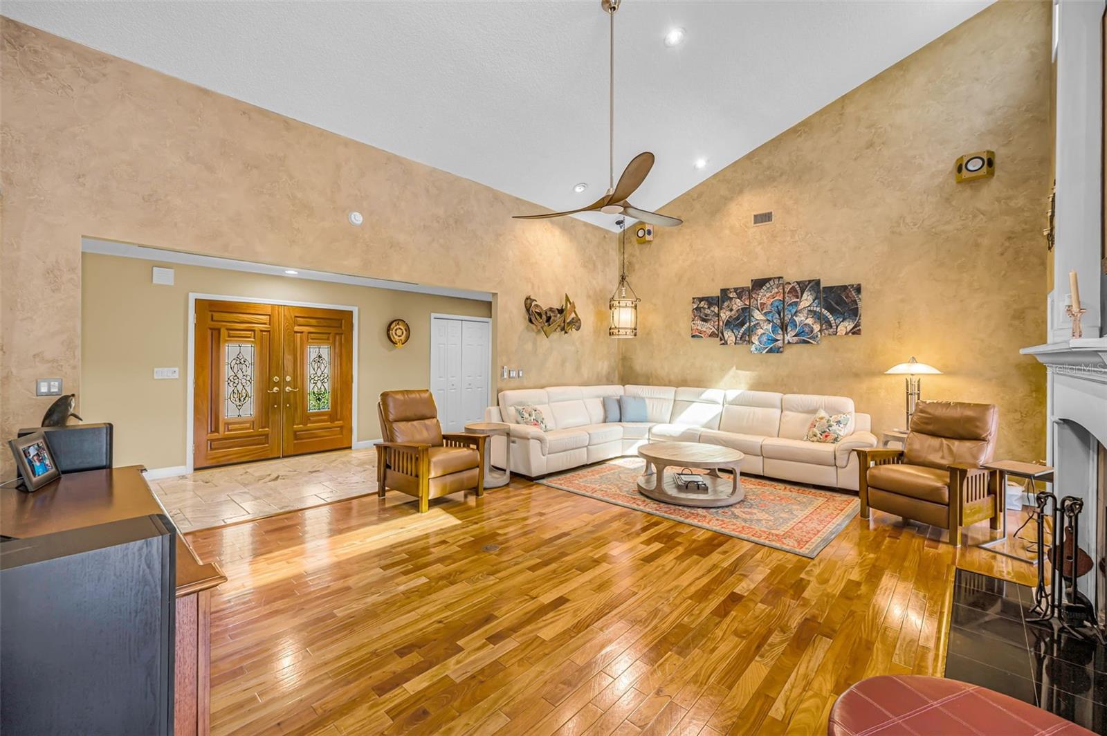 Listing photo id 8 for 3216 Harvest Moon Drive