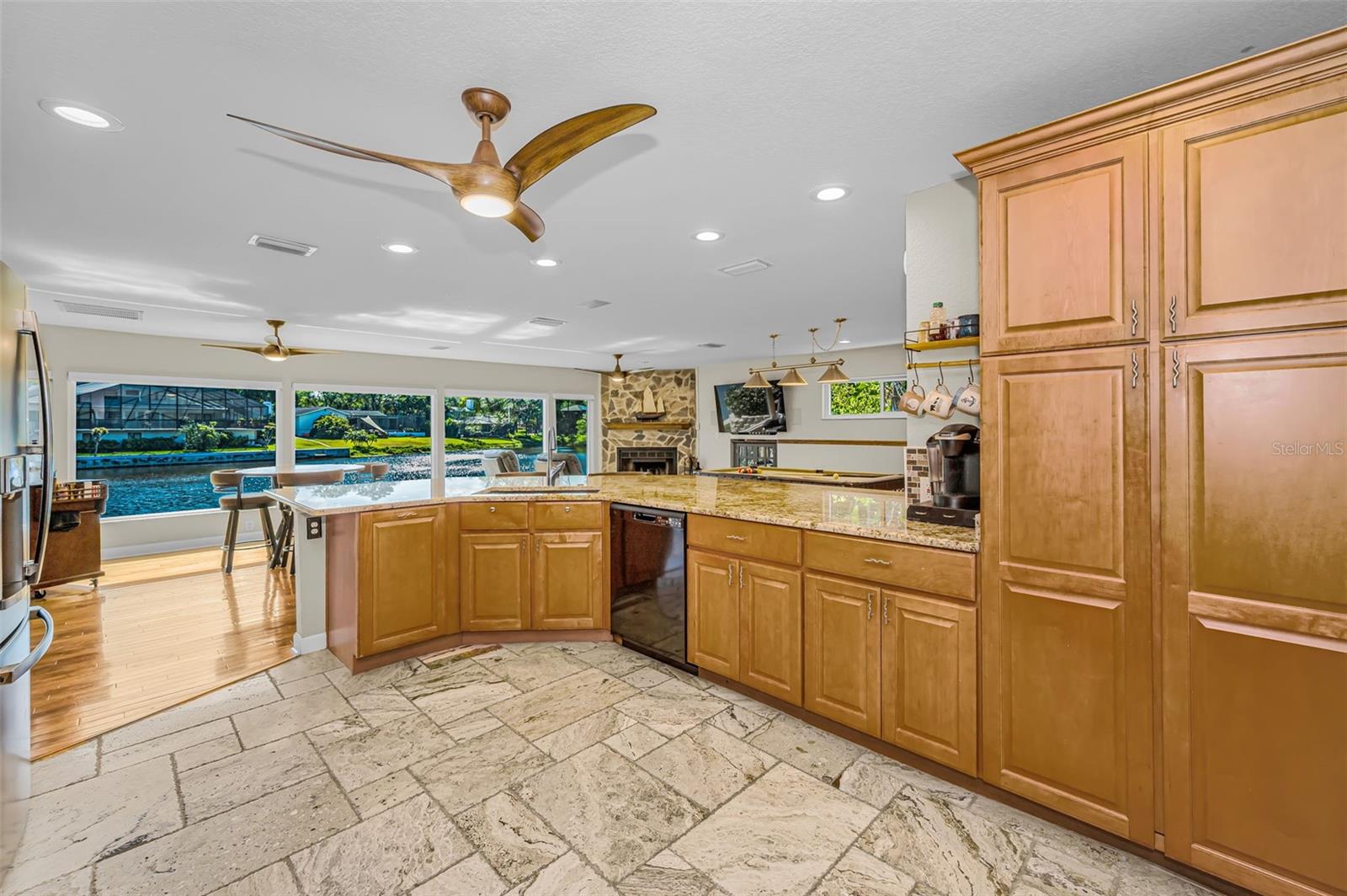 Listing photo id 15 for 3216 Harvest Moon Drive