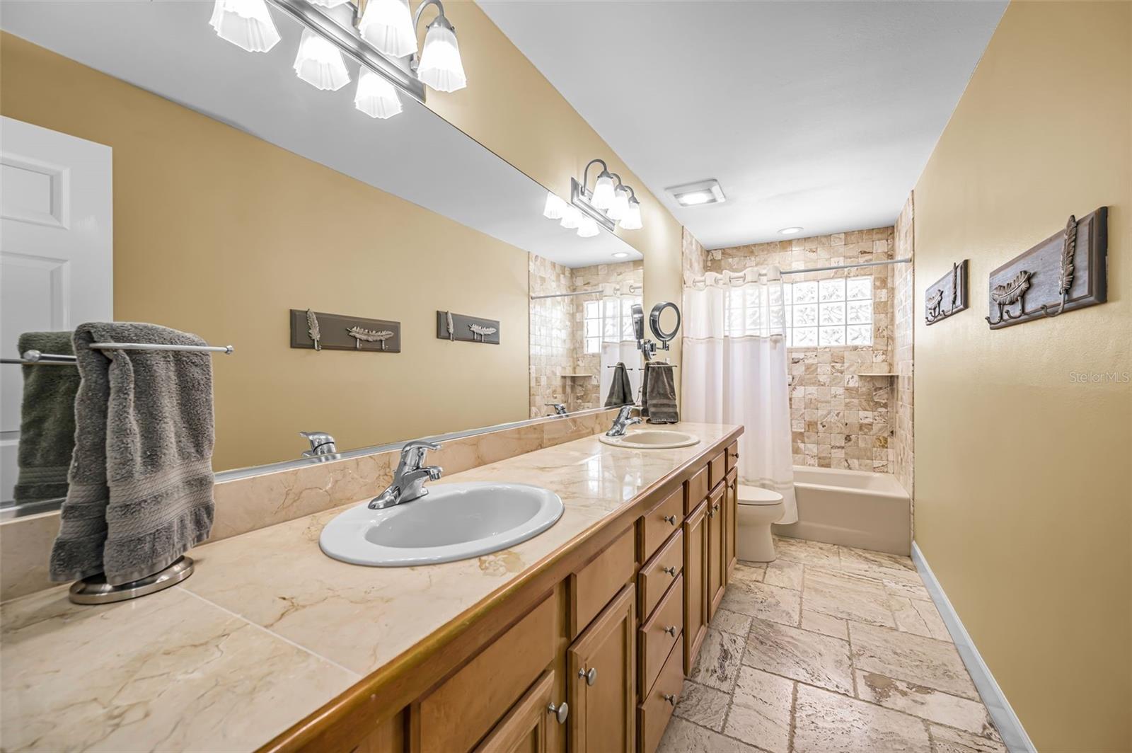 Listing photo id 41 for 3216 Harvest Moon Drive