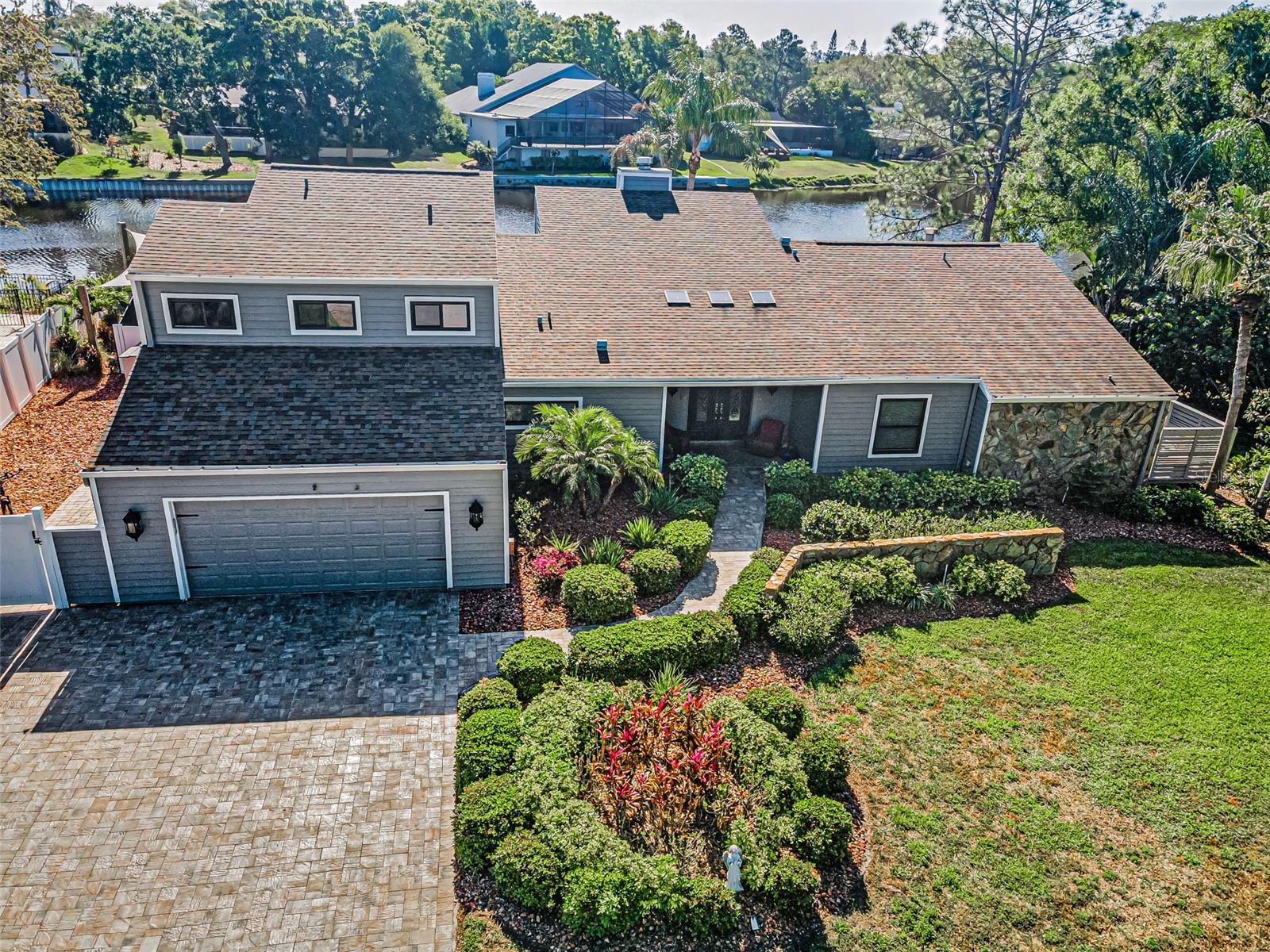 Listing photo id 3 for 3216 Harvest Moon Drive