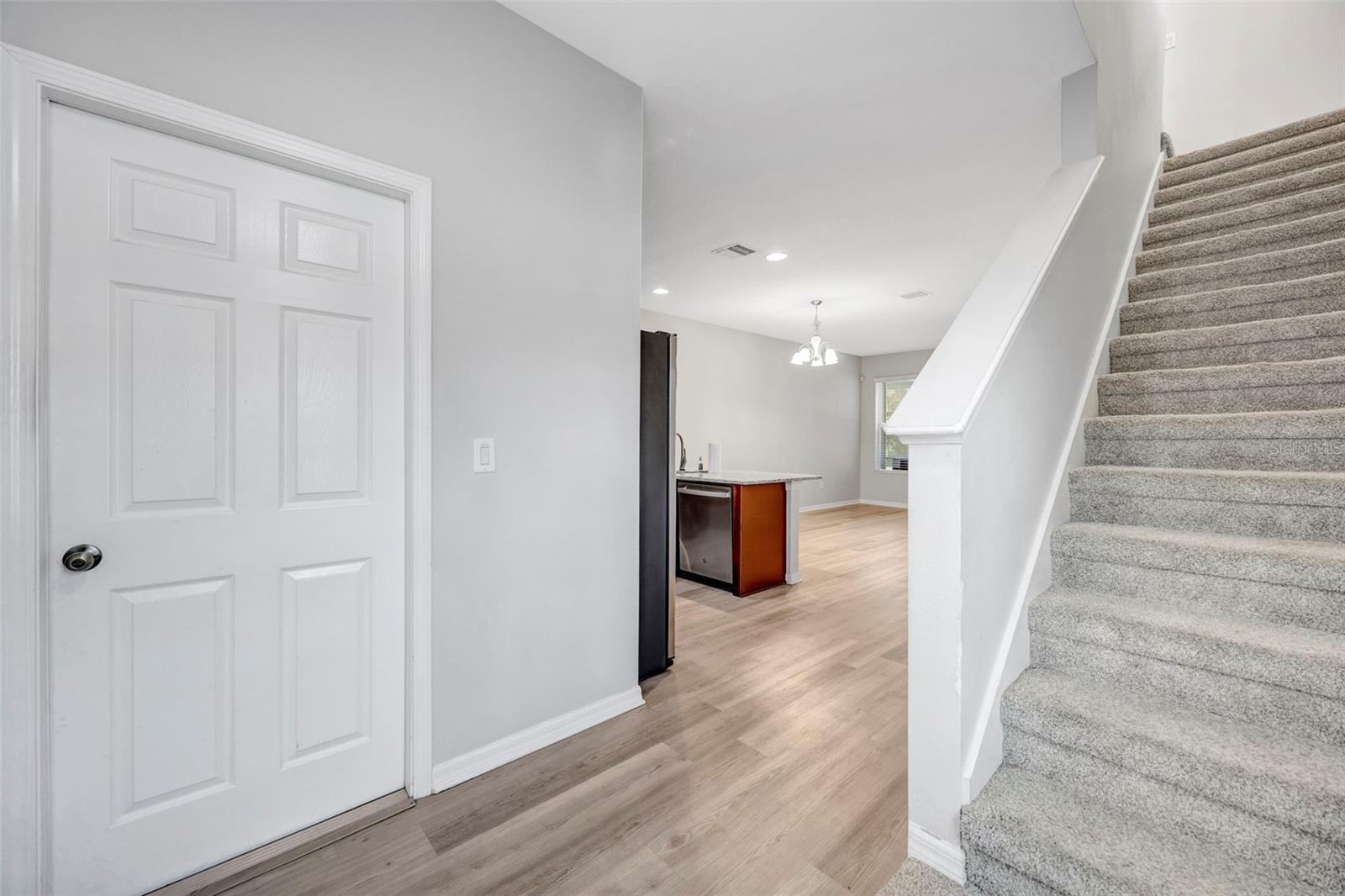 Image 39 of 61 For 6705 Holly Heath Drive