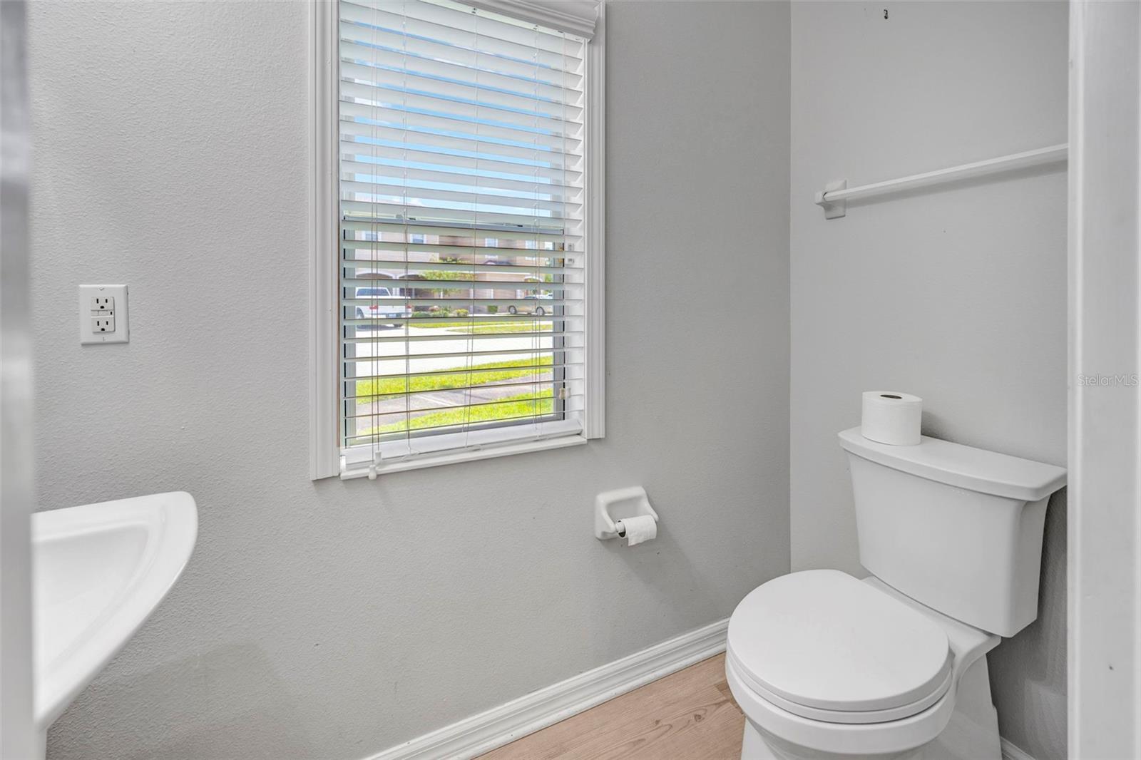 Image 42 of 61 For 6705 Holly Heath Drive