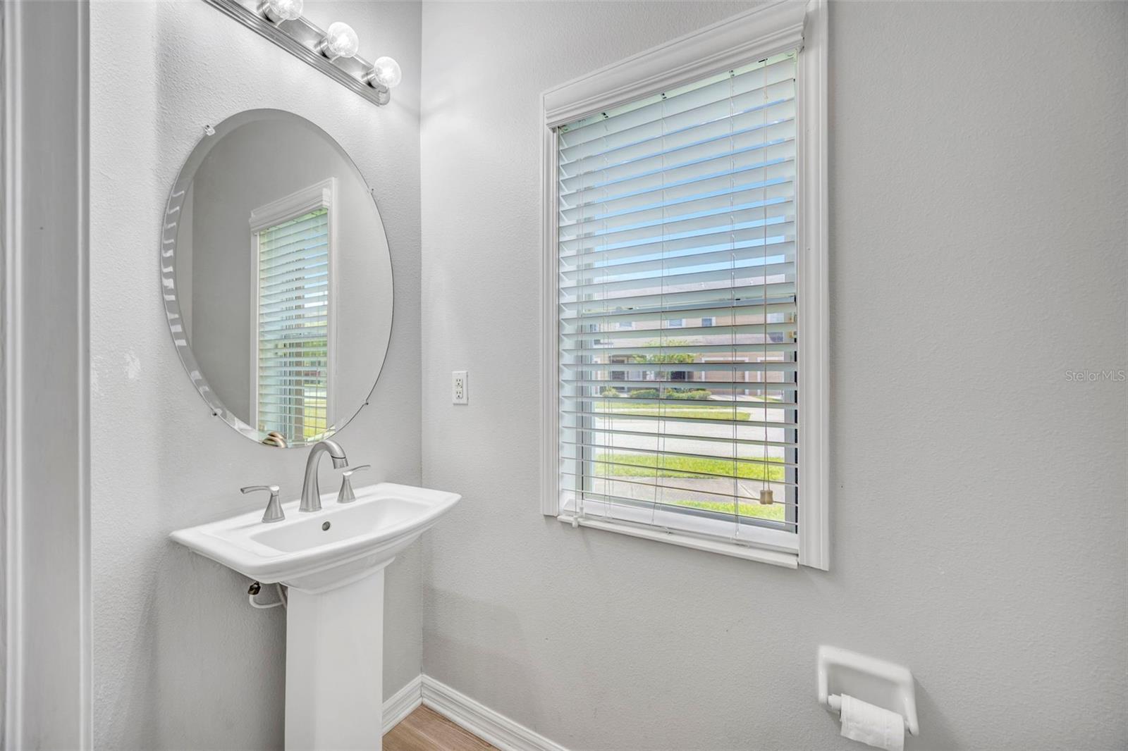 Image 43 of 61 For 6705 Holly Heath Drive