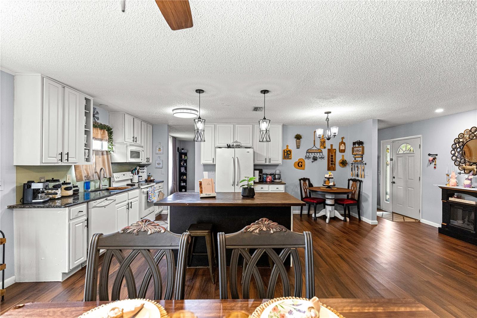 Image 18 of 30 For 508 Emerald Road