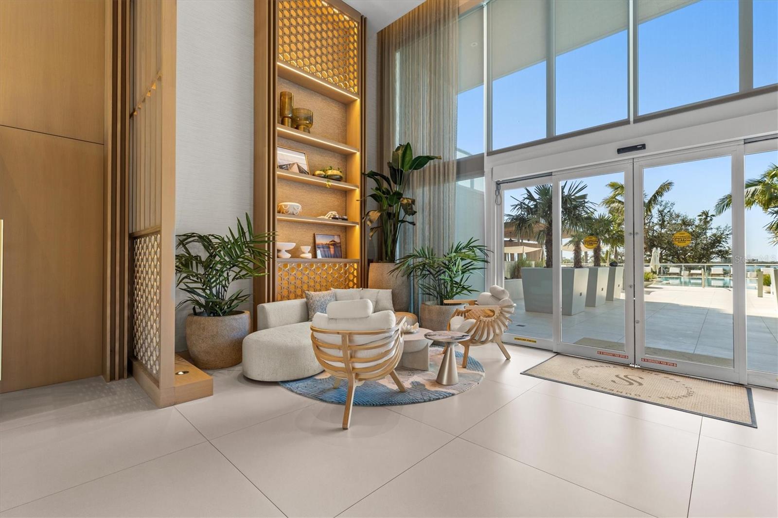 Listing photo id 59 for 1020 Sunset Point Road 303