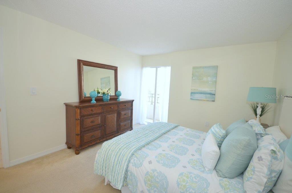 Image 13 of 39 For 800 Gulfview Boulevard 303