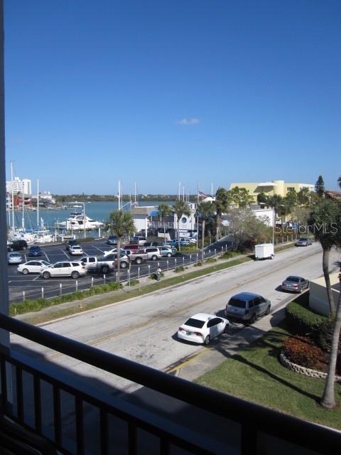 Image 25 of 39 For 800 Gulfview Boulevard 303