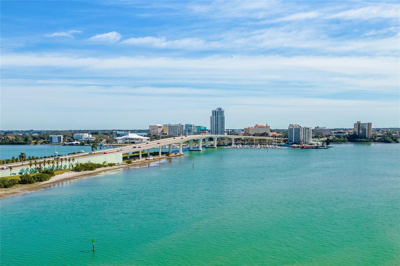 Image 32 of 39 For 800 Gulfview Boulevard 303