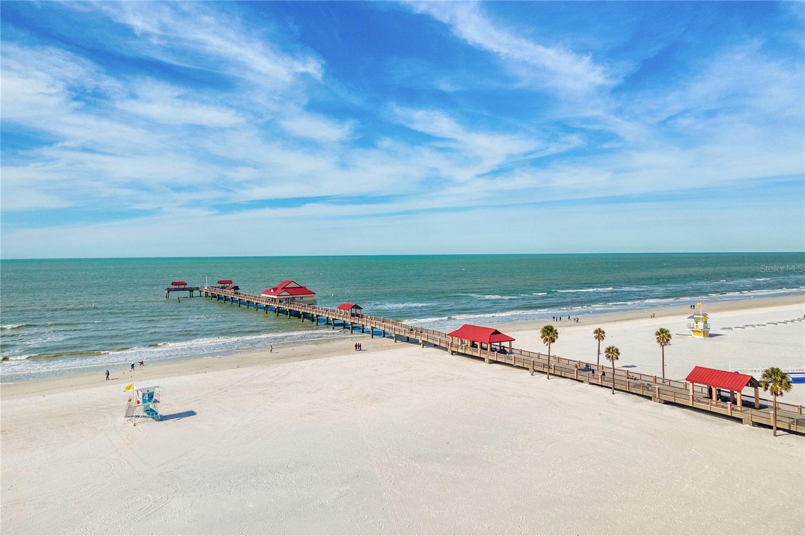 Image 33 of 39 For 800 Gulfview Boulevard 303