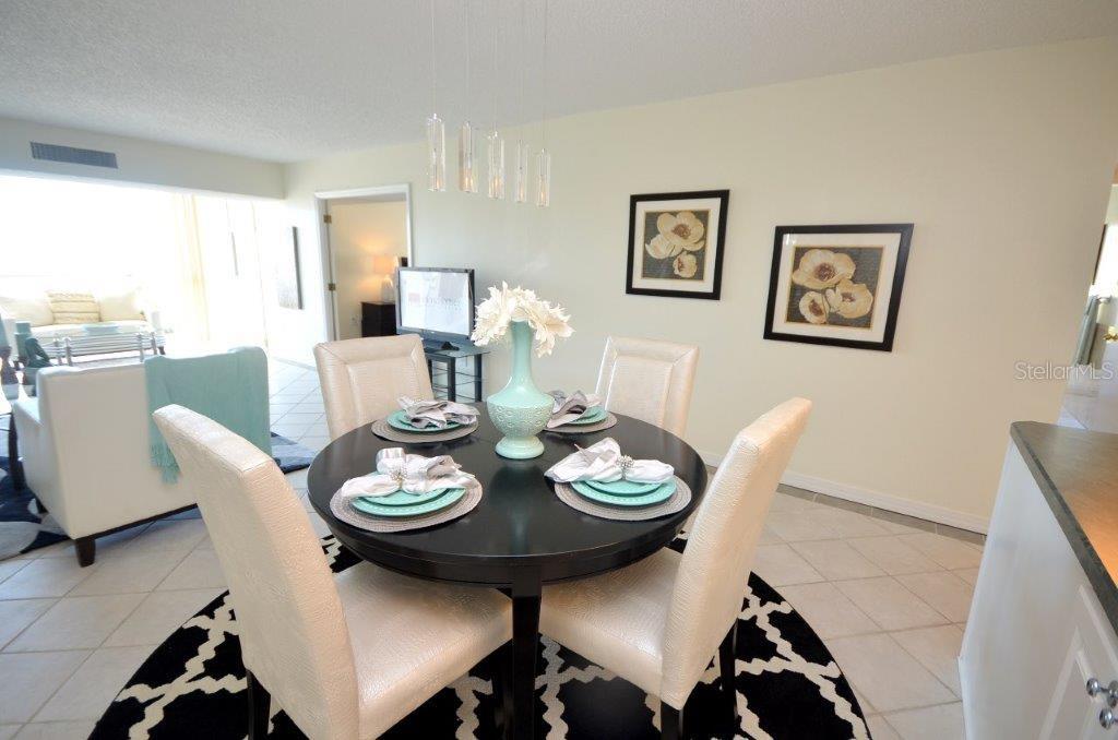 Image 5 of 39 For 800 Gulfview Boulevard 303