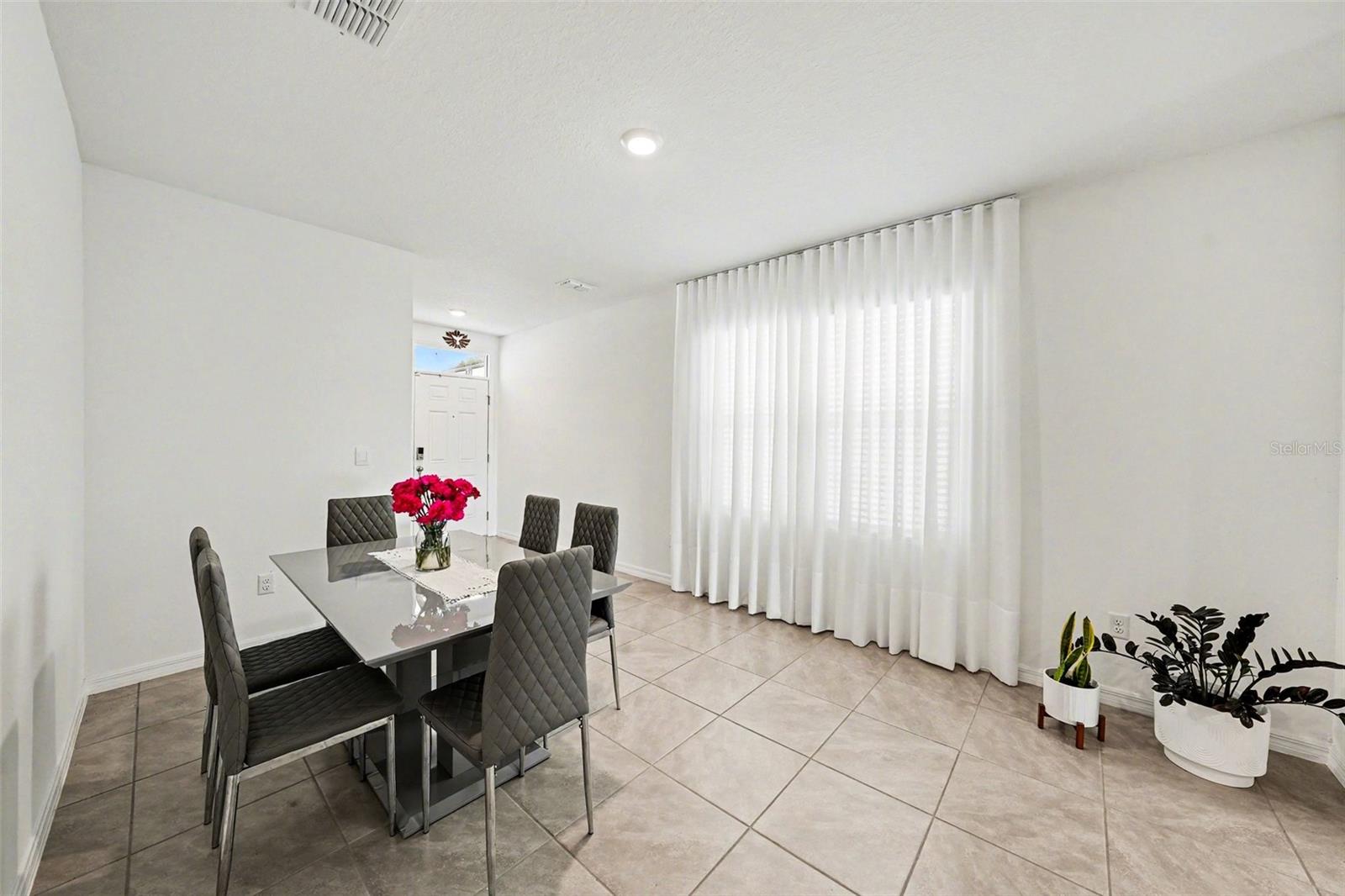 Image 4 of 23 For 6298 Wandering Willow Drive