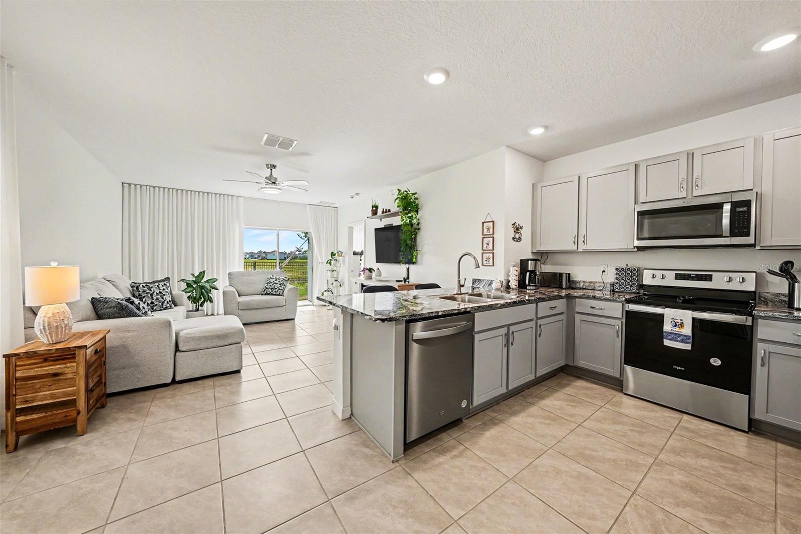 Image 5 of 23 For 6298 Wandering Willow Drive