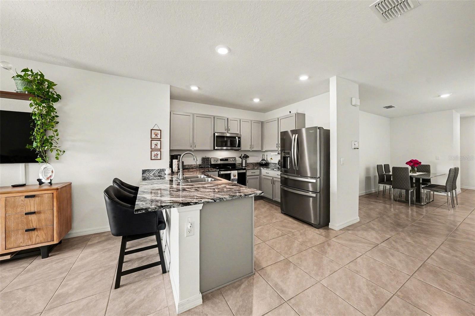 Image 8 of 23 For 6298 Wandering Willow Drive