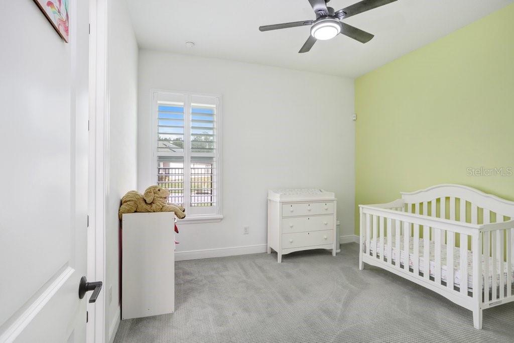 Listing photo id 30 for 16247 November Rain Court