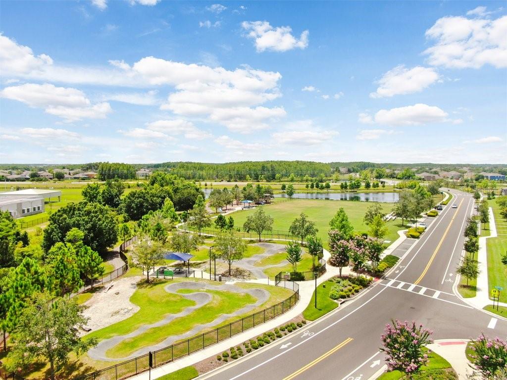 Listing photo id 57 for 16247 November Rain Court