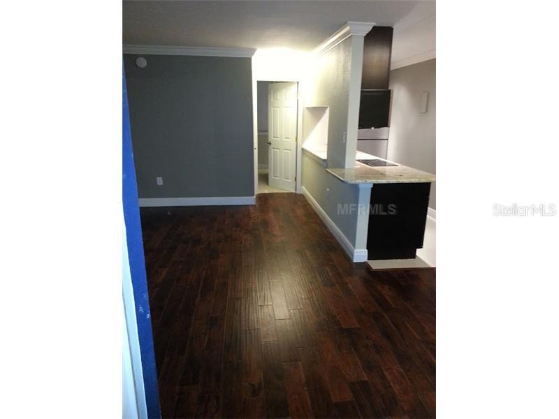 Image 3 of 11 For 1301 Howard Avenue B17