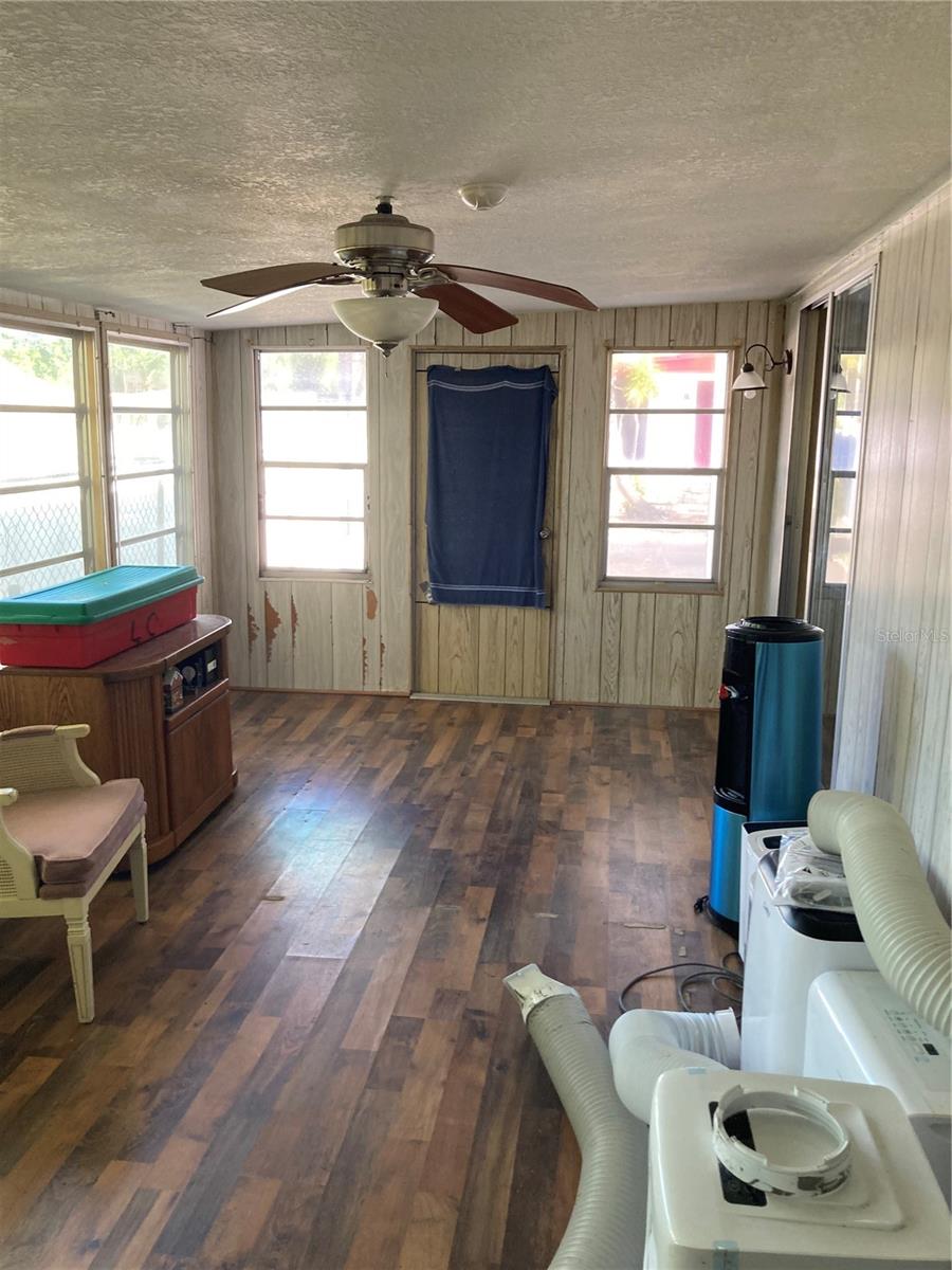 Image 18 of 24 For 3212 Tiki Drive