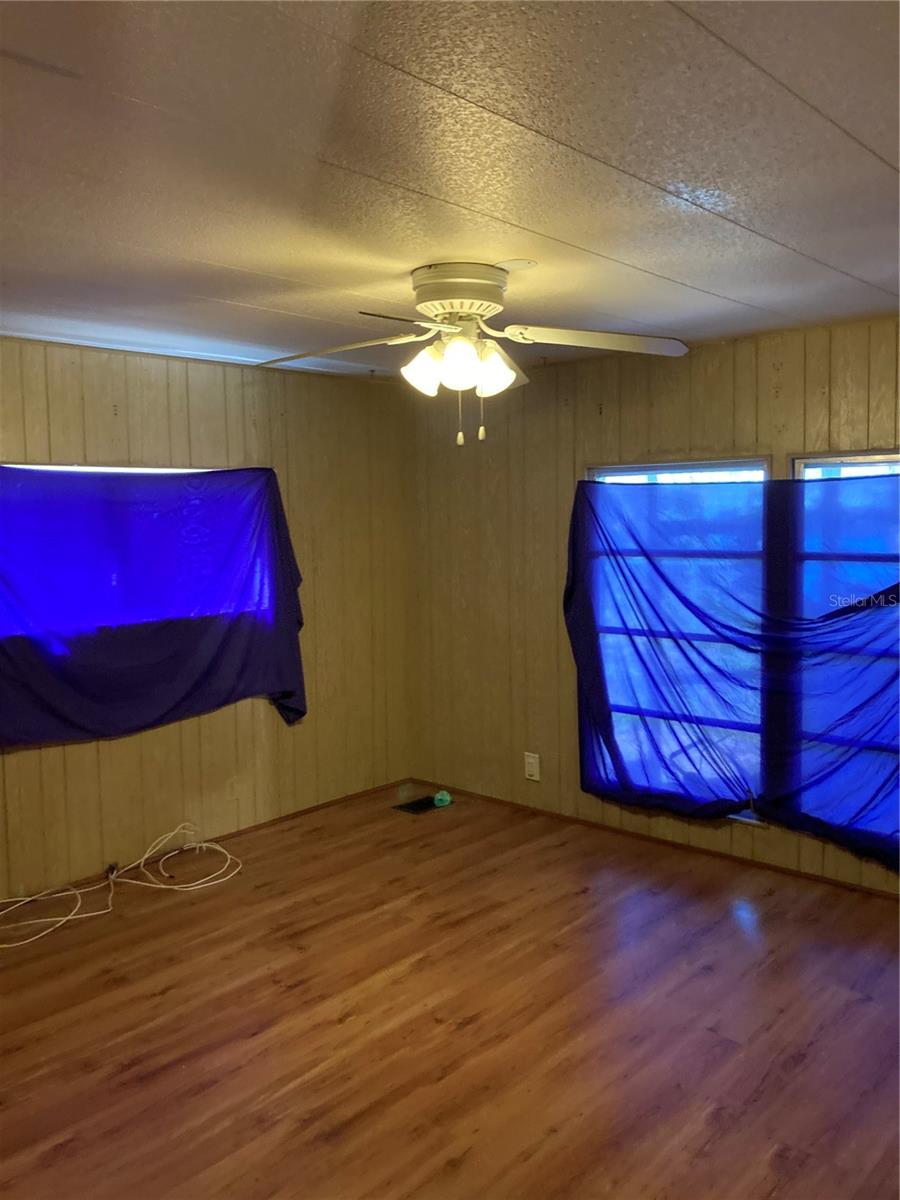 Image 22 of 24 For 3212 Tiki Drive