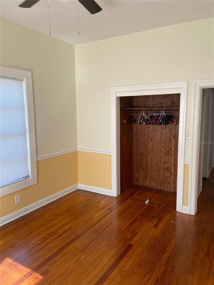 Image 14 of 15 For 108 Willow Avenue