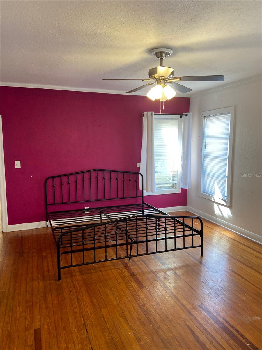 Image 8 of 15 For 108 Willow Avenue