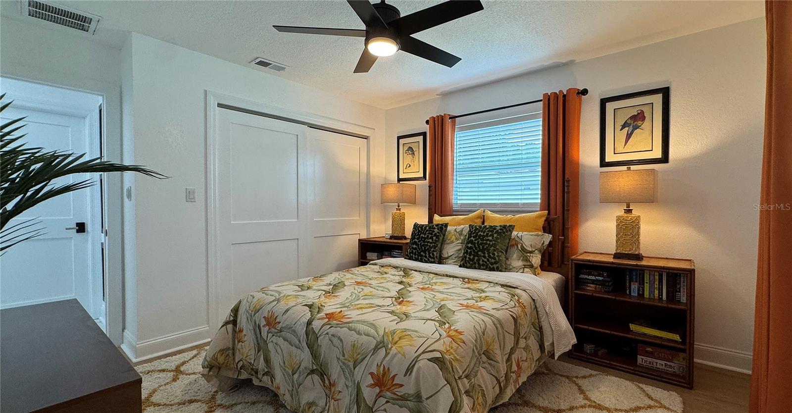 Image 33 of 55 For 4626 Bayshore Boulevard Ne