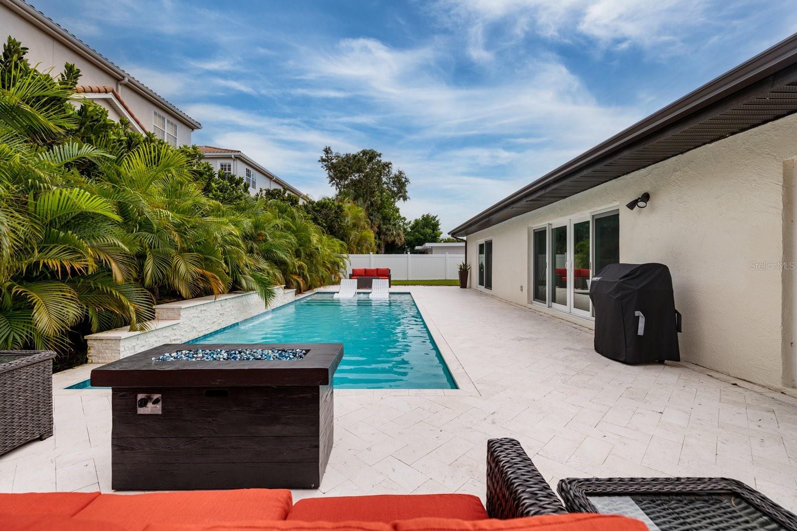 Image 47 of 55 For 4626 Bayshore Boulevard Ne