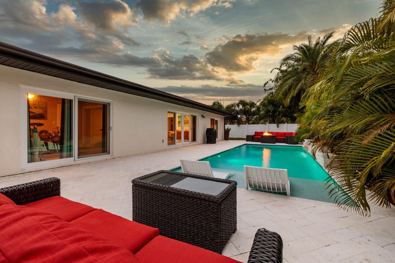 Image 53 of 55 For 4626 Bayshore Boulevard Ne