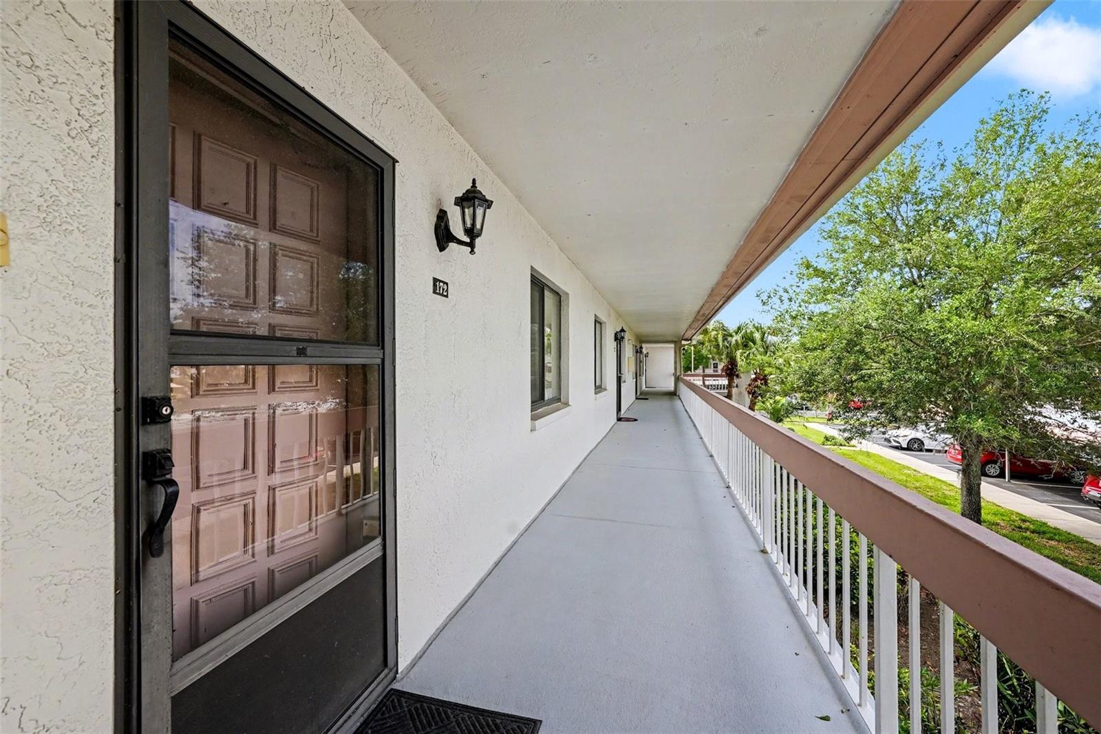 Image 4 of 31 For 172 Lakeview Way 172