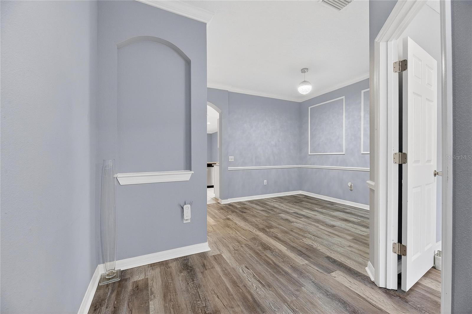 Image 11 of 58 For 13123 Kings Crossing Drive