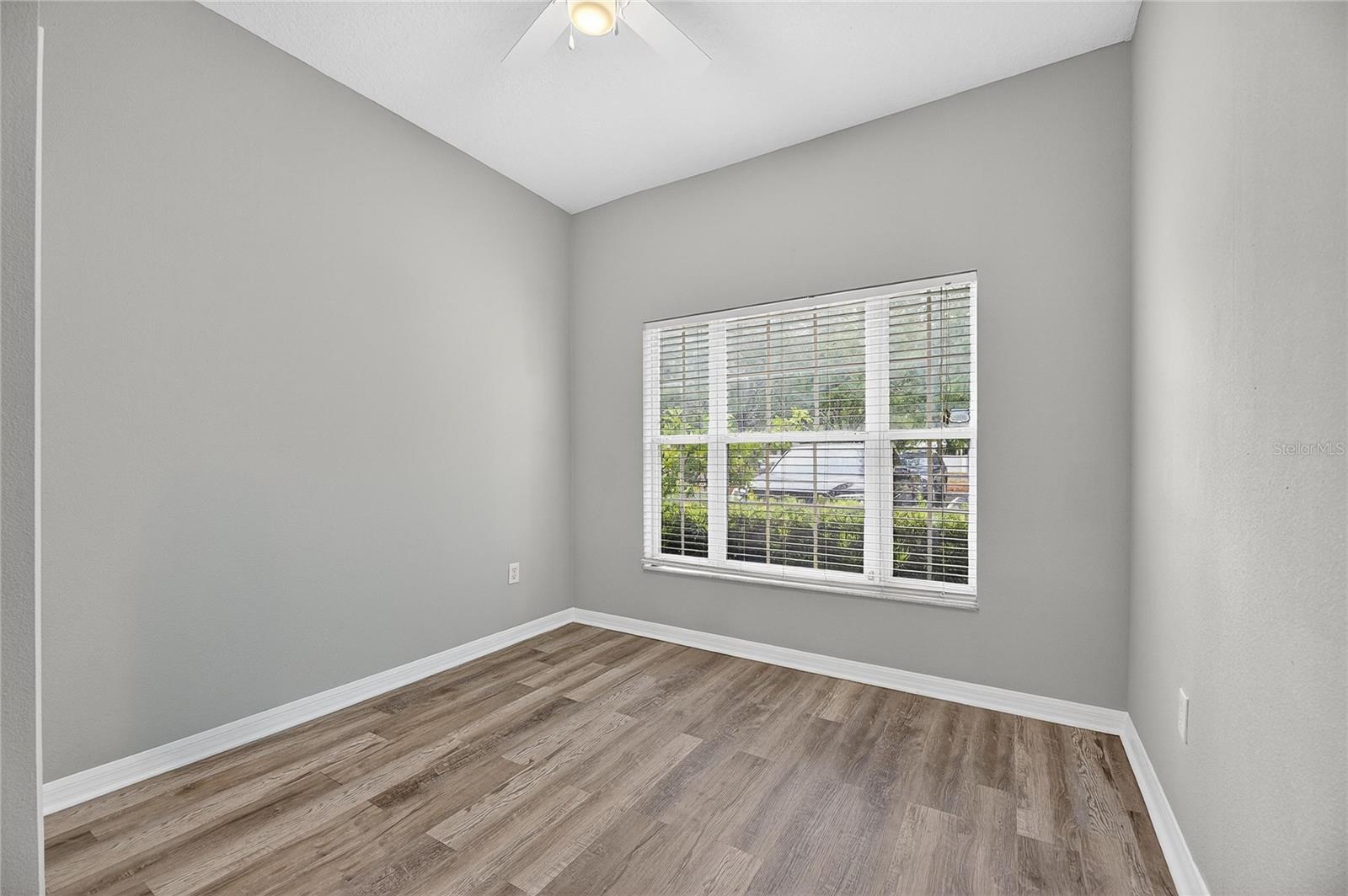 Image 8 of 58 For 13123 Kings Crossing Drive