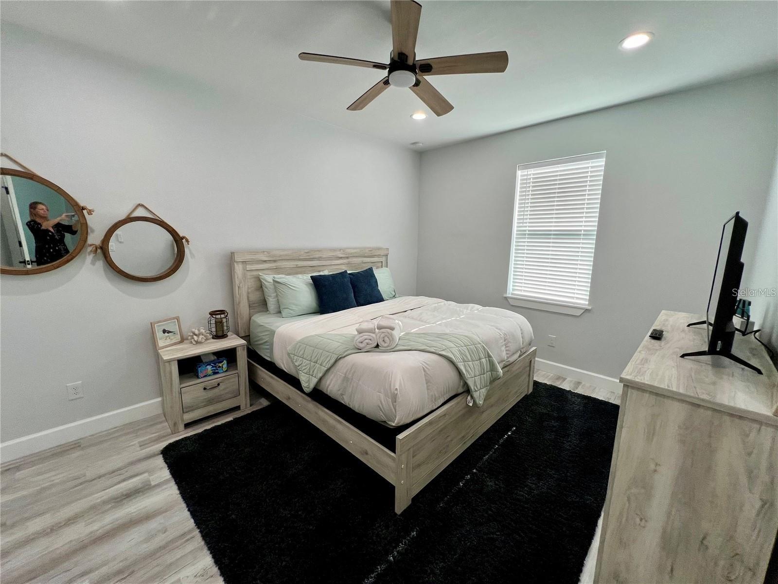 Image 27 of 38 For 5630 Queener Avenue