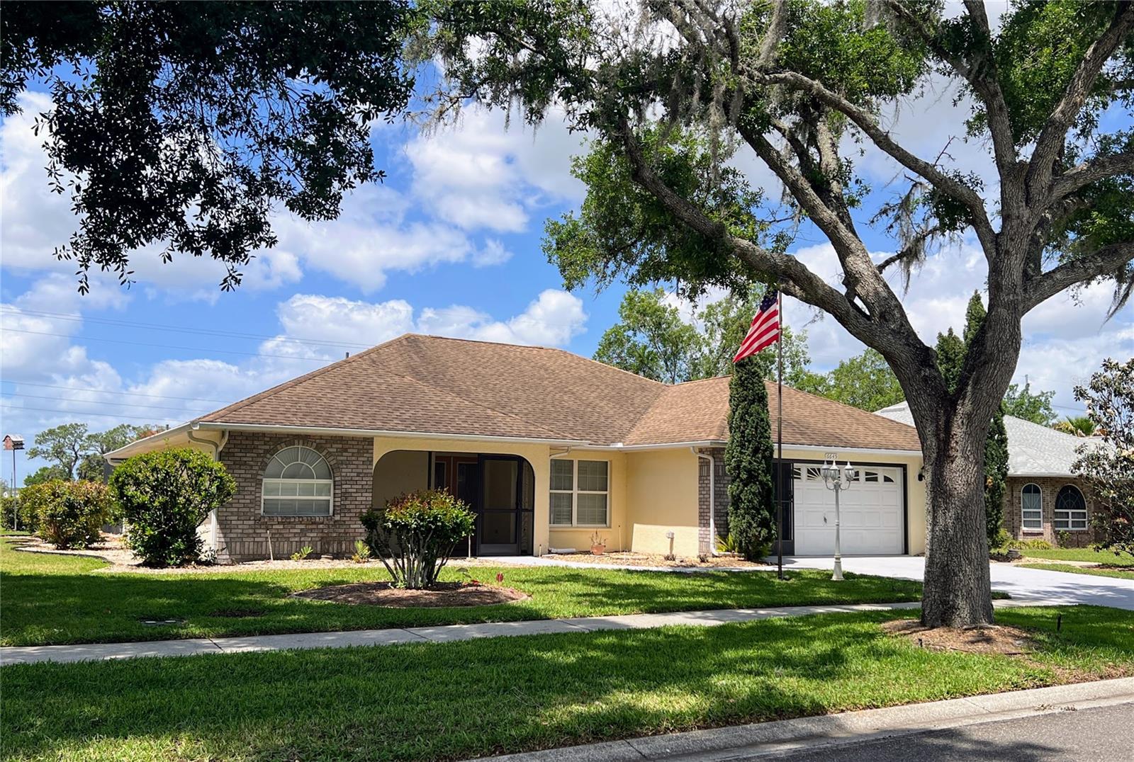 Details for 6645 Northlake Drive, ZEPHYRHILLS, FL 33542