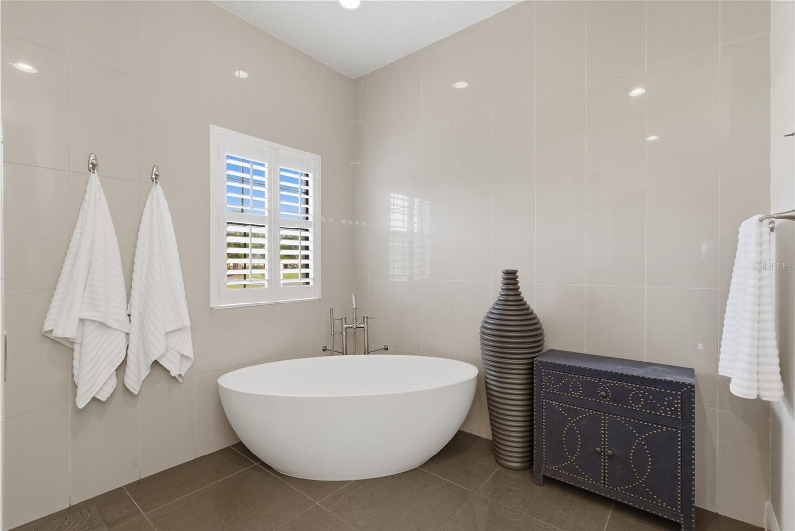 Image 35 of 80 For 20439 Lace Cascade Road