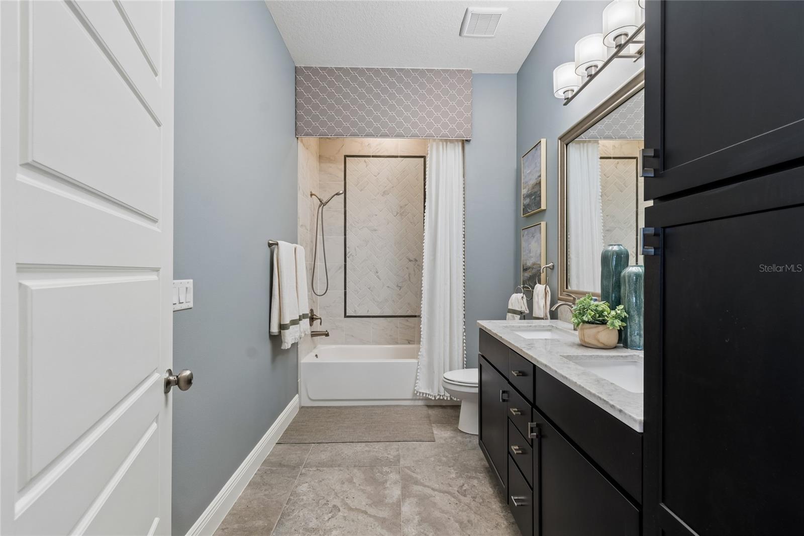 Image 43 of 80 For 20439 Lace Cascade Road