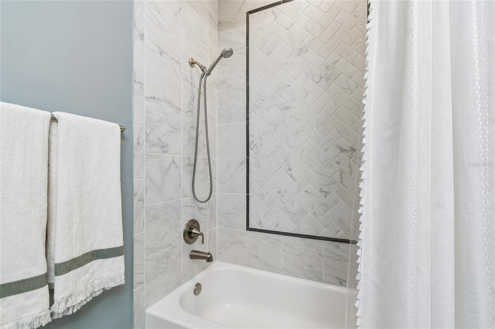 Image 44 of 80 For 20439 Lace Cascade Road