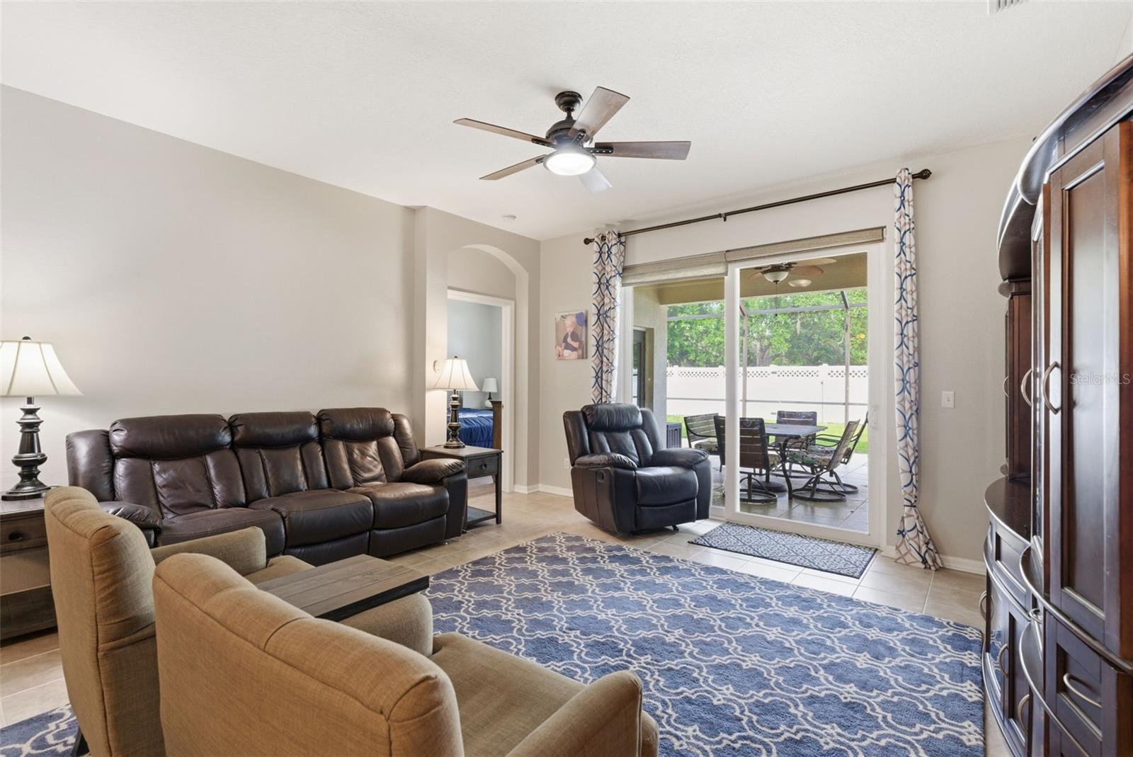 Image 14 of 46 For 5832 Heronview Crescent Drive