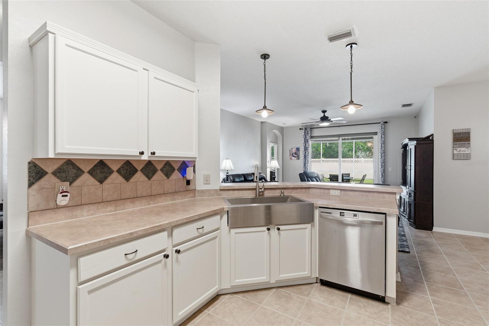 Image 20 of 46 For 5832 Heronview Crescent Drive