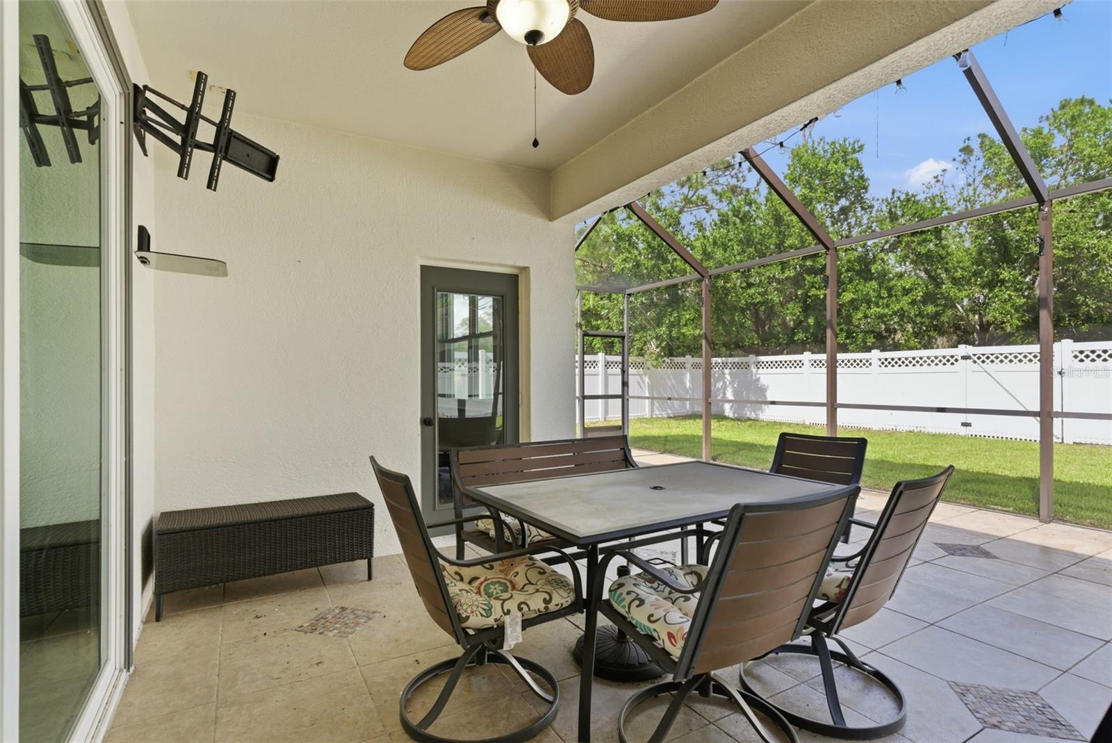 Image 34 of 46 For 5832 Heronview Crescent Drive