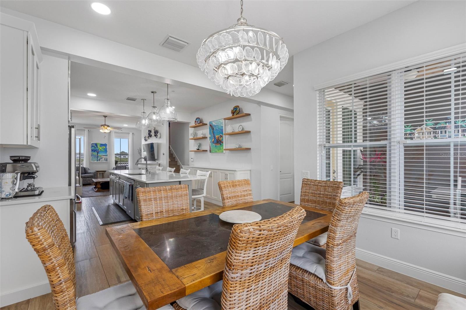 Image 23 of 81 For 19915 Gulf Boulevard 806