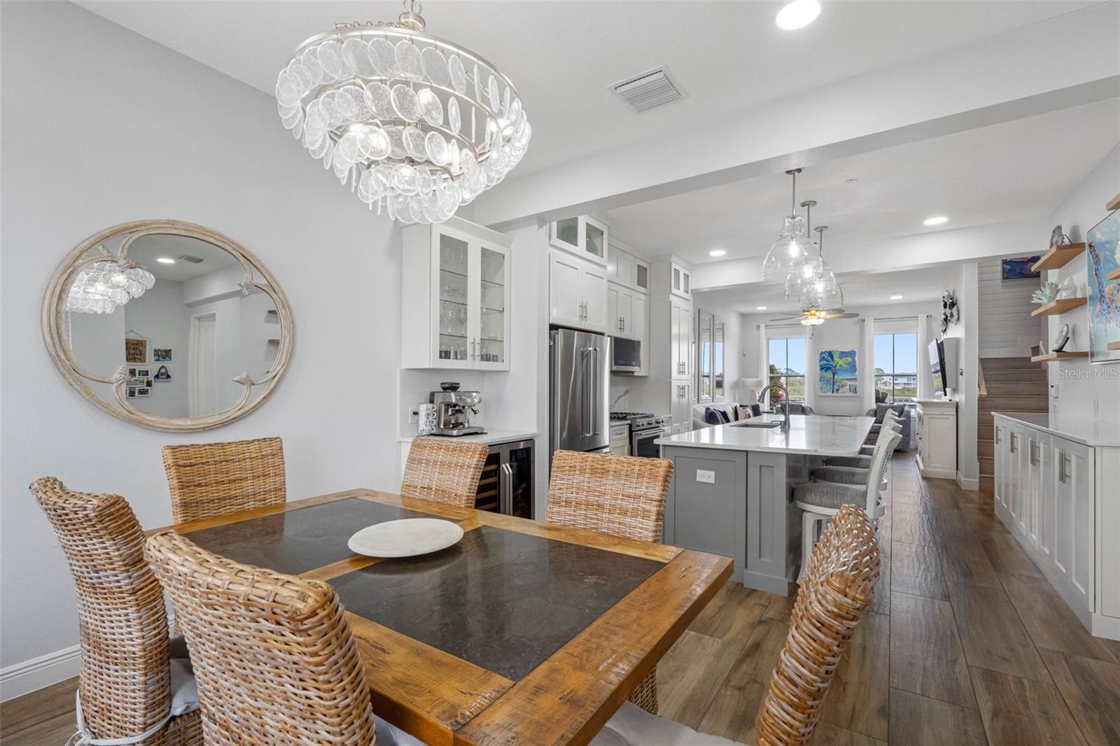 Image 25 of 81 For 19915 Gulf Boulevard 806